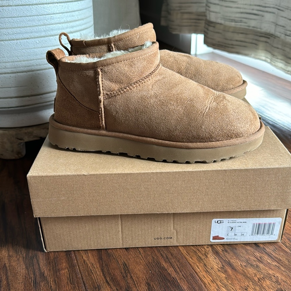 Ugg Classic Ultra Mini Chestnut Sz 7